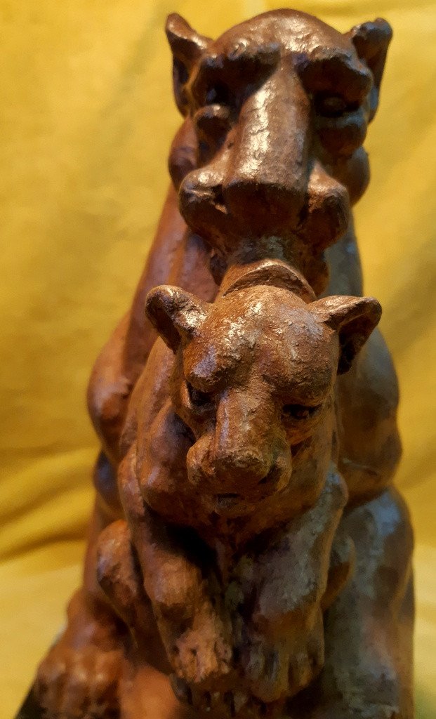 Terracotta Sculpture Lioness Carrying Her Lion Cub Art Deco 1930 On Marble Base-photo-1