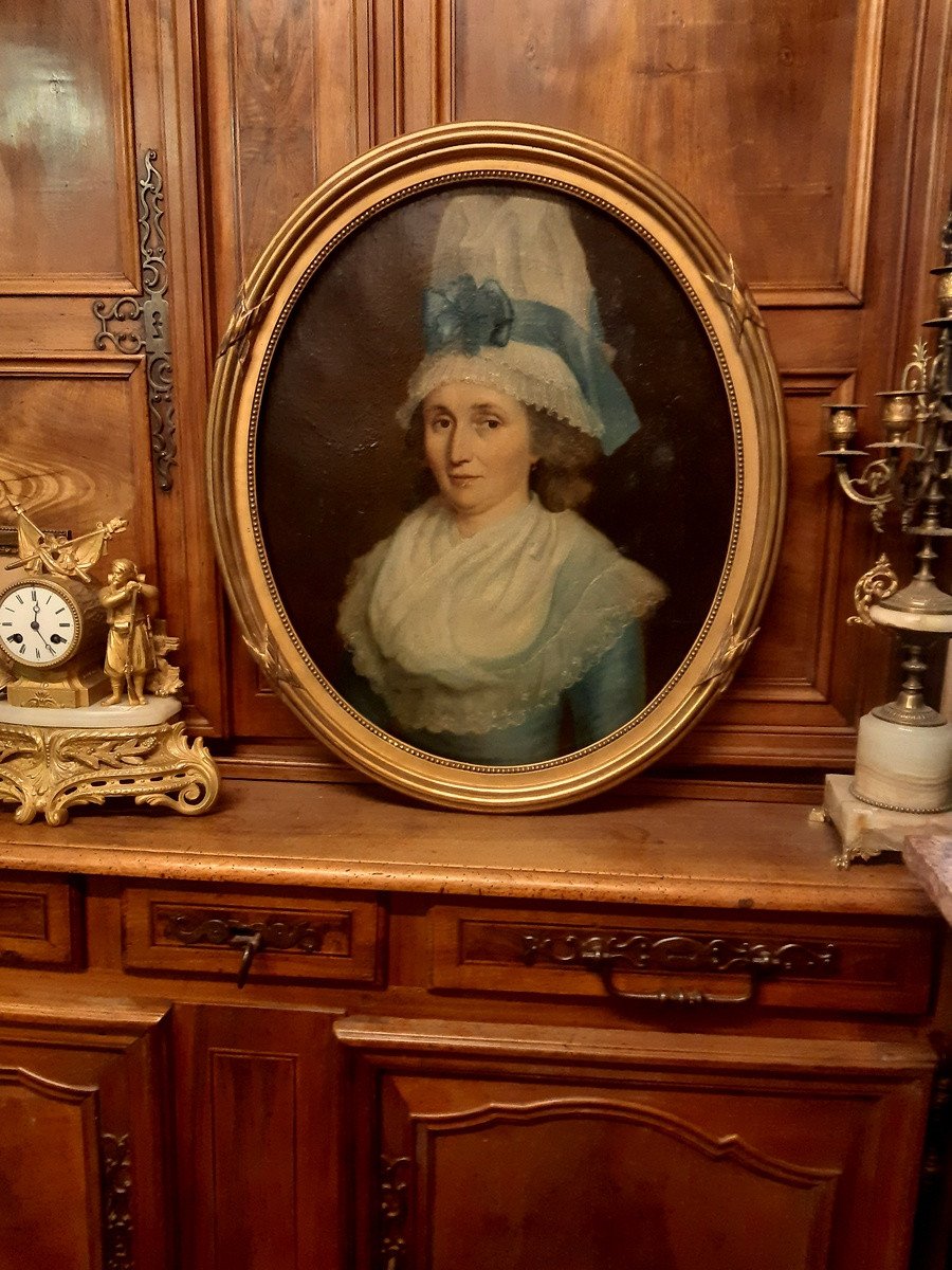 Oval Portrait In Oil Of Woman French School Of The XVIIIth Louis XVI-photo-2