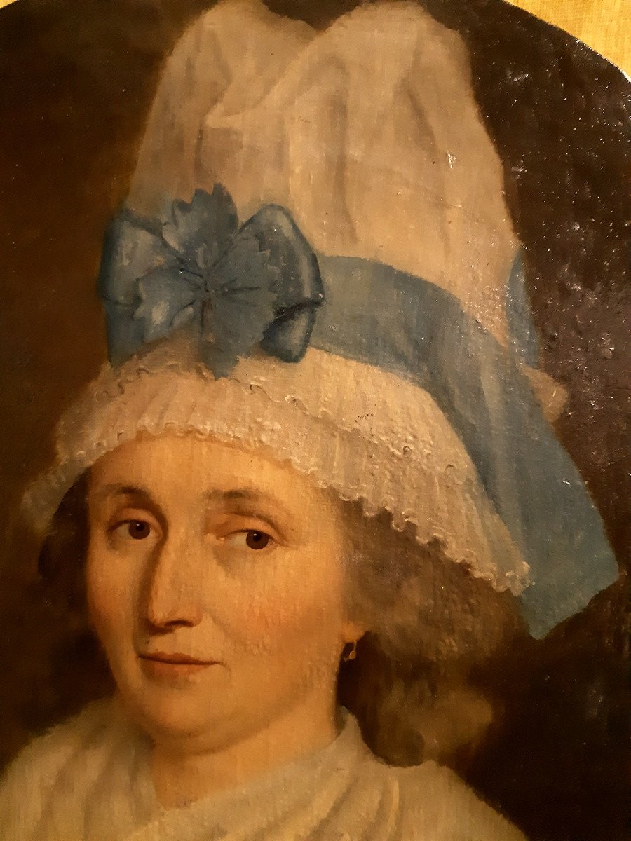 Oval Portrait In Oil Of Woman French School Of The XVIIIth Louis XVI-photo-3
