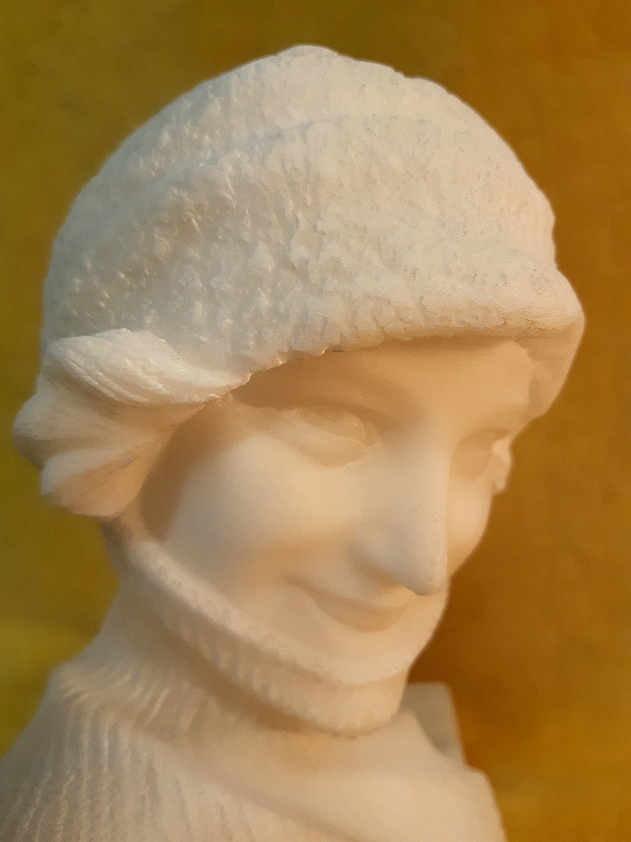 Sculpture Bust Of Woman Wrapped Smiling Art Deco 1930-photo-2
