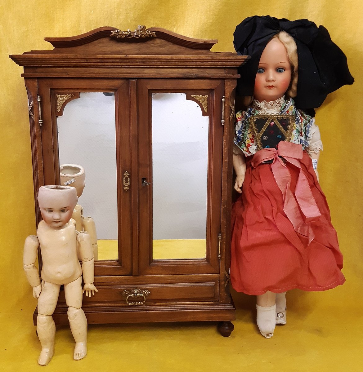 Petite armoire à glace st LXV « 1900 » diminutif de maitrise ou jouet de poupée de qualité-photo-2
