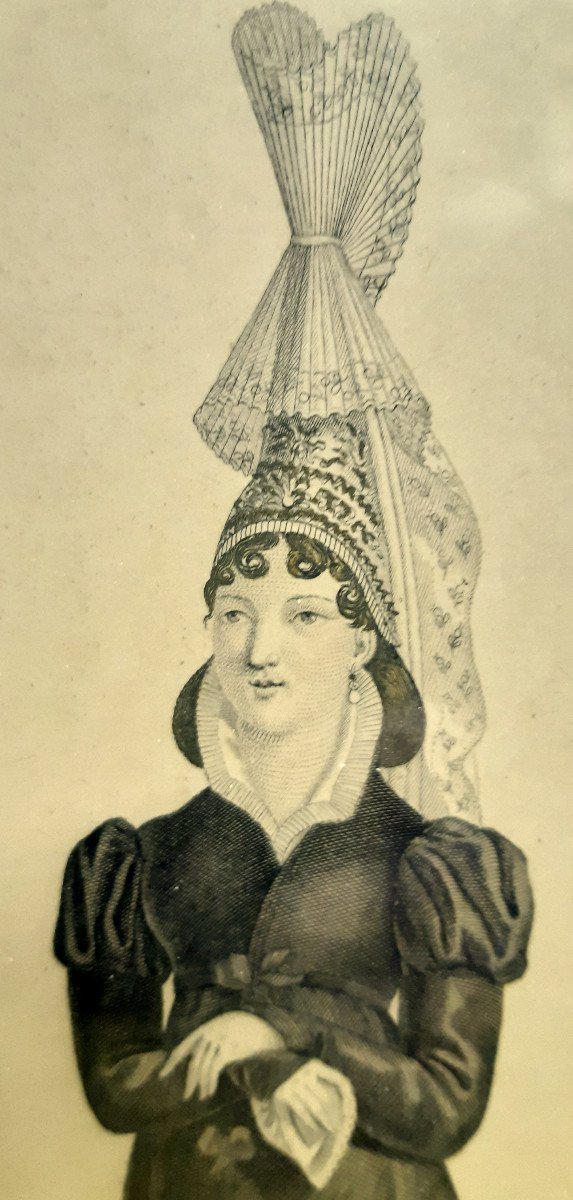 4 Gravures De Femme En Costume Régional Normand «1827 » D’après Benoît Pêcheux Encadrement Doré-photo-5