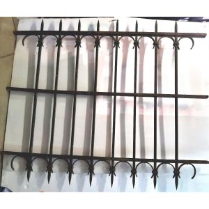 19th Wrought Iron Grille Interlocking Square Bars Finished In Points