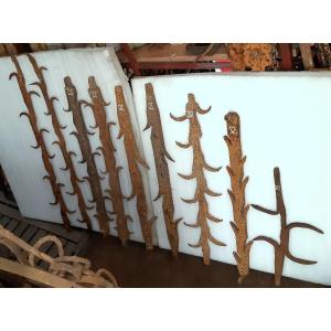 Thick Wrought Iron Window Bar Defenses 17-18-19th