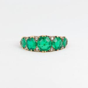 Victorian Garter Ring In Gold And Colombian Emeralds Muzo