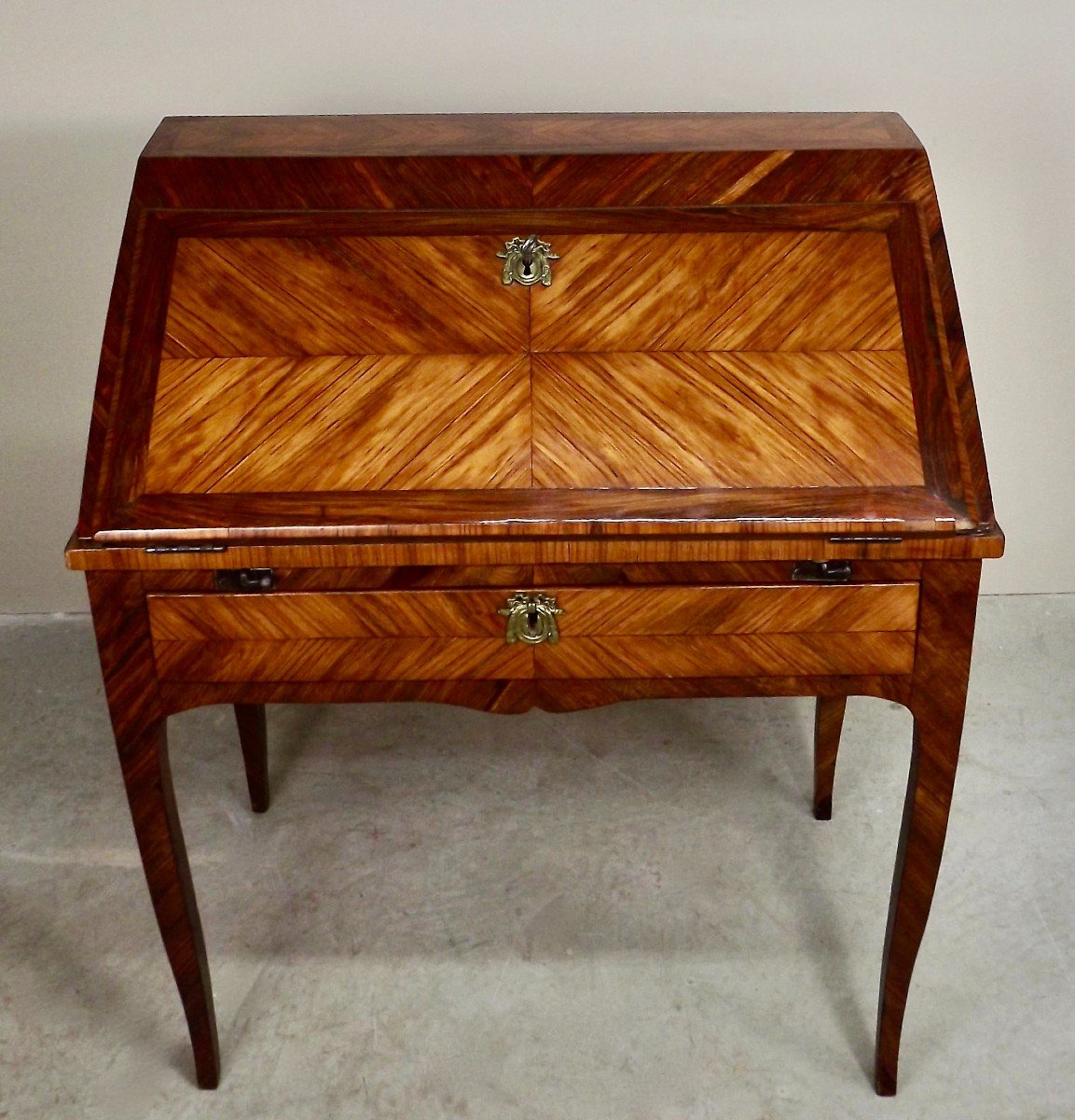 18th Century Marquetry Desk-photo-5