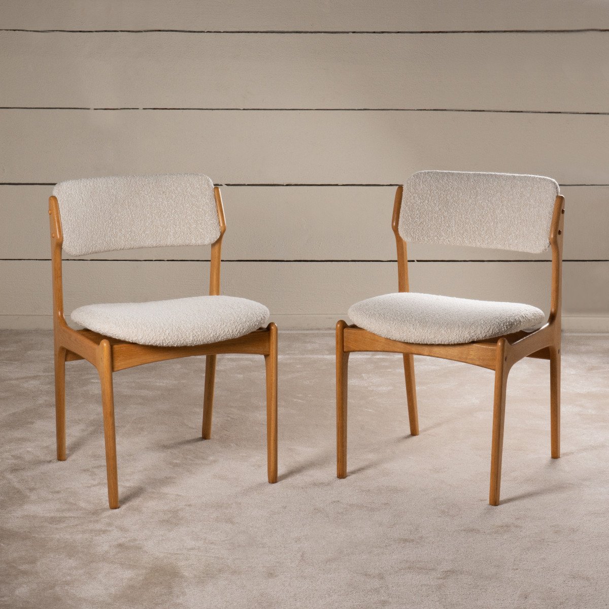 12 Scandinavian Chairs In Light Oak 1960-photo-2