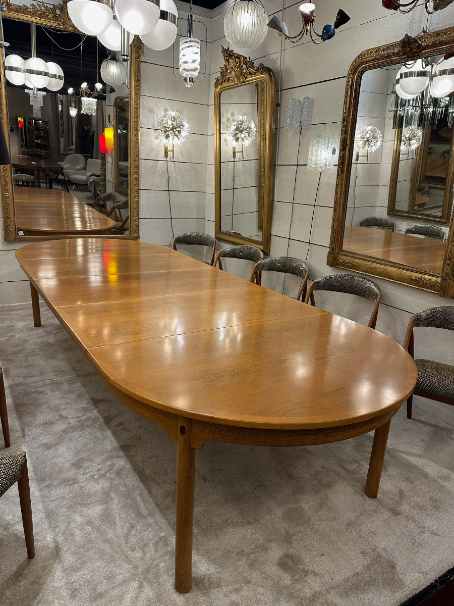 Très grande Table scandinave de 4 mètres en chêne clair 1960-photo-3