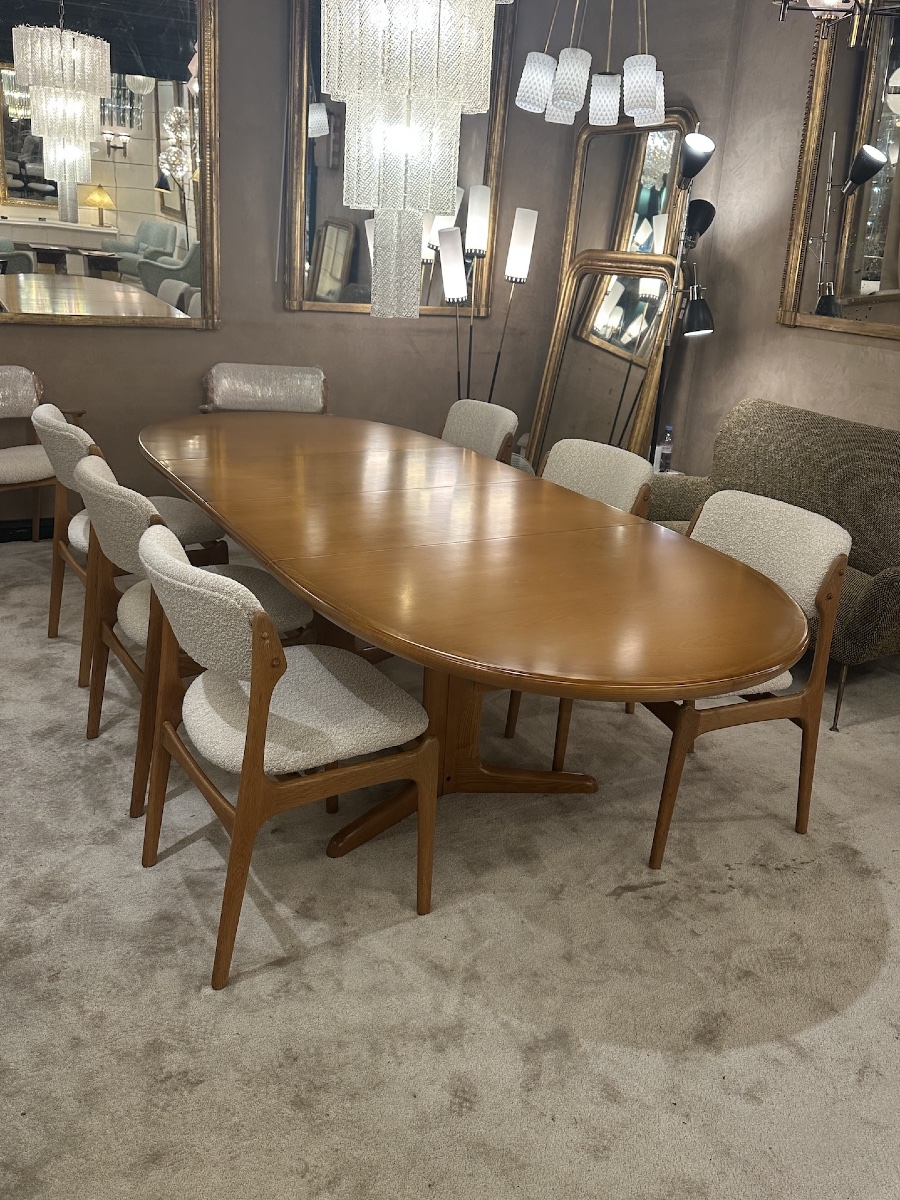Large Oval Scandinavian Table Made Of Light Wood, Seats 8–10 People  (1960)-photo-3
