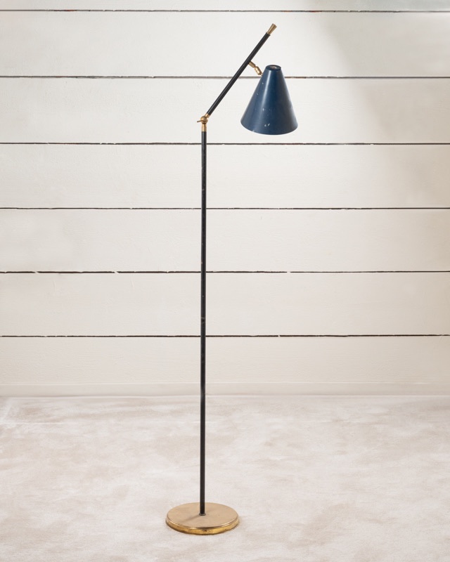 Lampadaire de Stilnovo en laiton doré, italien, années 70-photo-3
