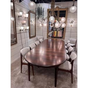 Table scandinave en palissandre pour 12 personnes