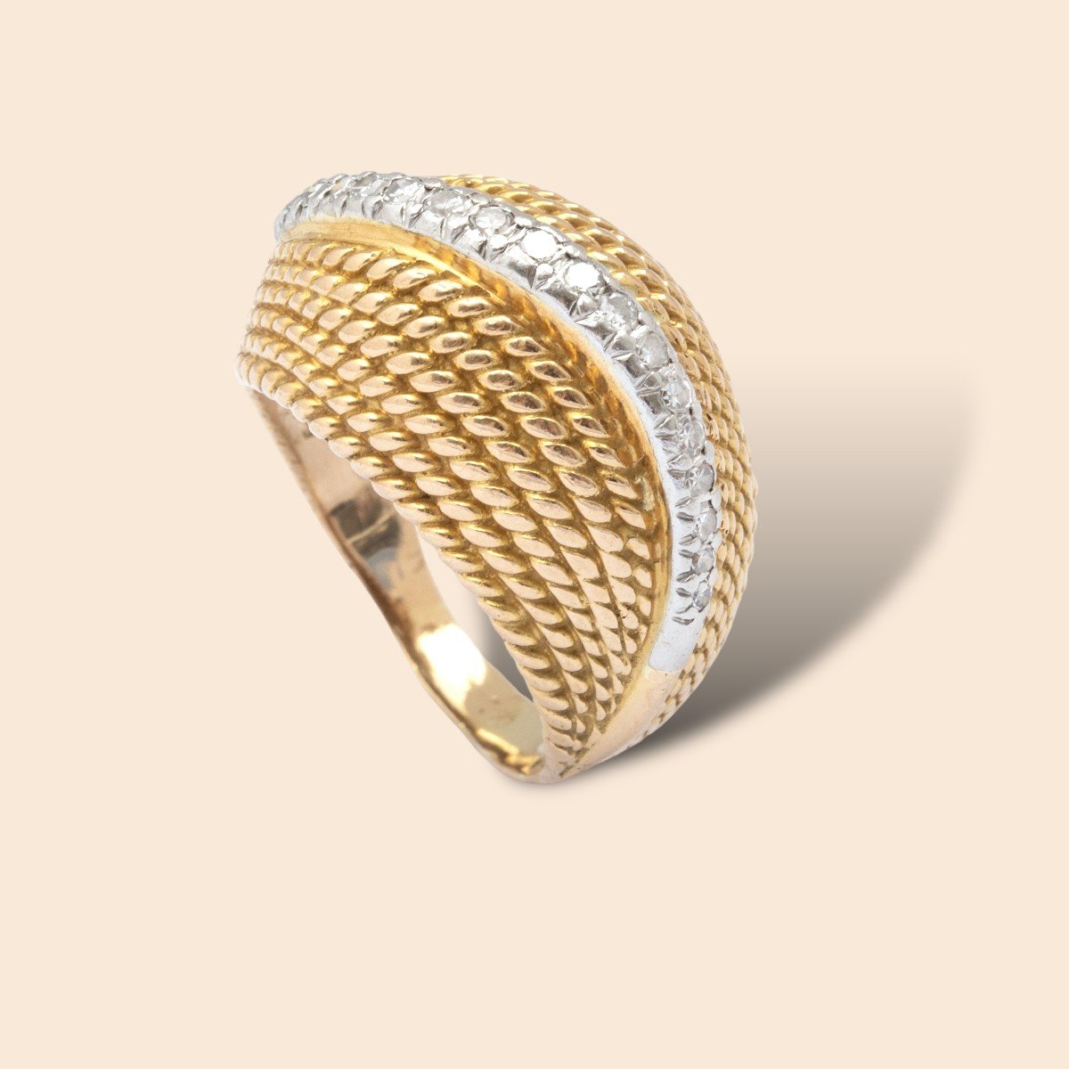 Vintage Yellow Gold And Diamond Shooting Star Ring-photo-3