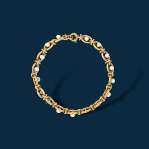 Vintage Yellow Gold Bracelet And Pearly River Beads