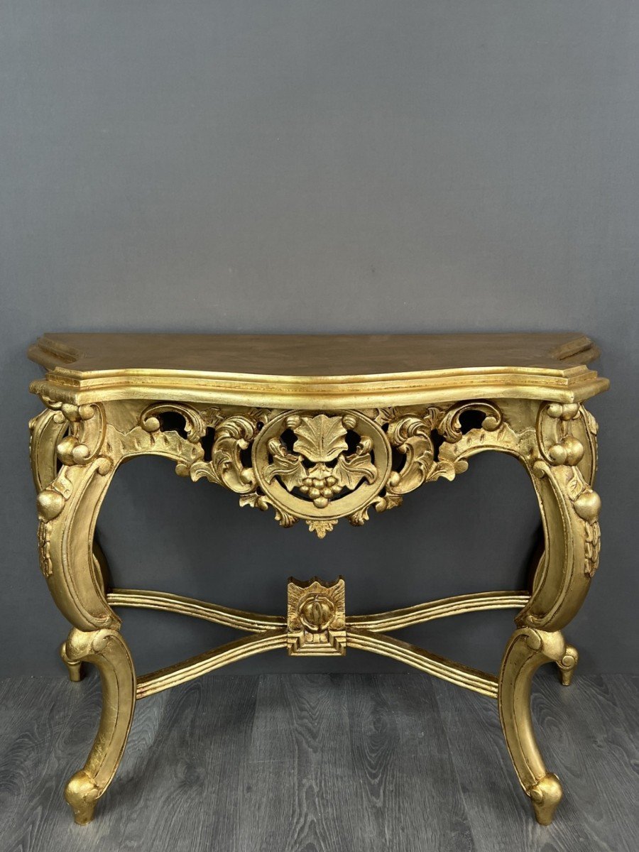 Elegant Golden Console With Carved Details 20th Century -photo-2