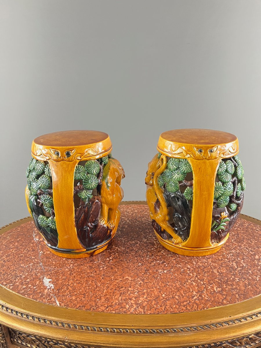 Pair Of Chinese Sancai Ceramic Garden Stools Decorated With Tigers, 20th Century-photo-3
