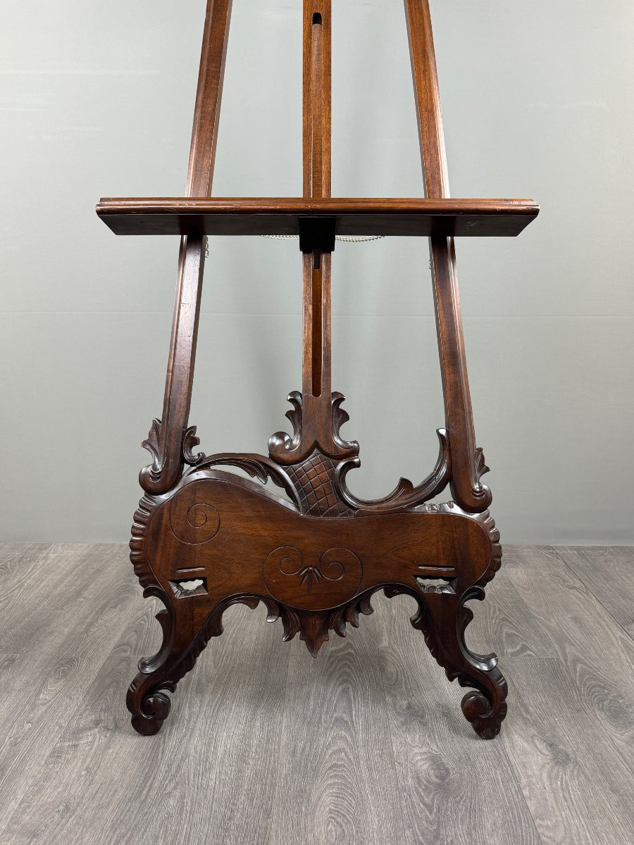 Chevalet de présentation en bois sculpté, travail français, fin XIXe siècle-photo-2