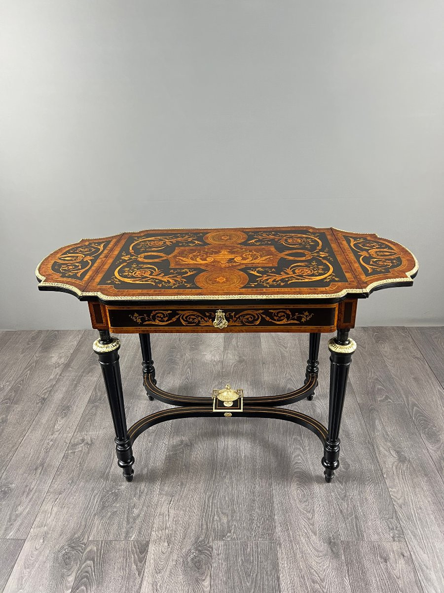 Table à écrire de style Napoléon III en marqueterie et bronzes dorés, XIXe Siècle-photo-6