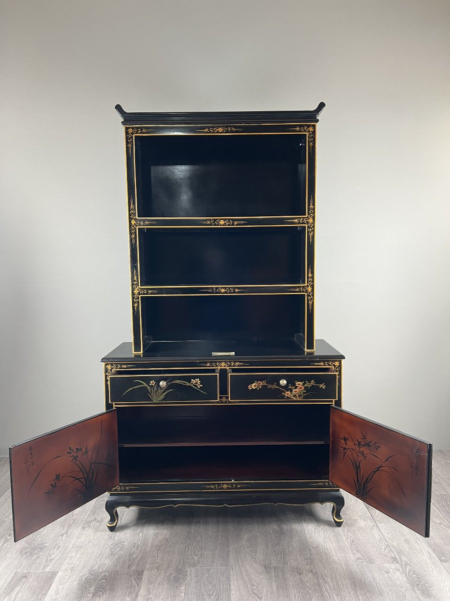 Black Lacquered Chinese Display Case With Gold Decoration, Early 20th Century-photo-2