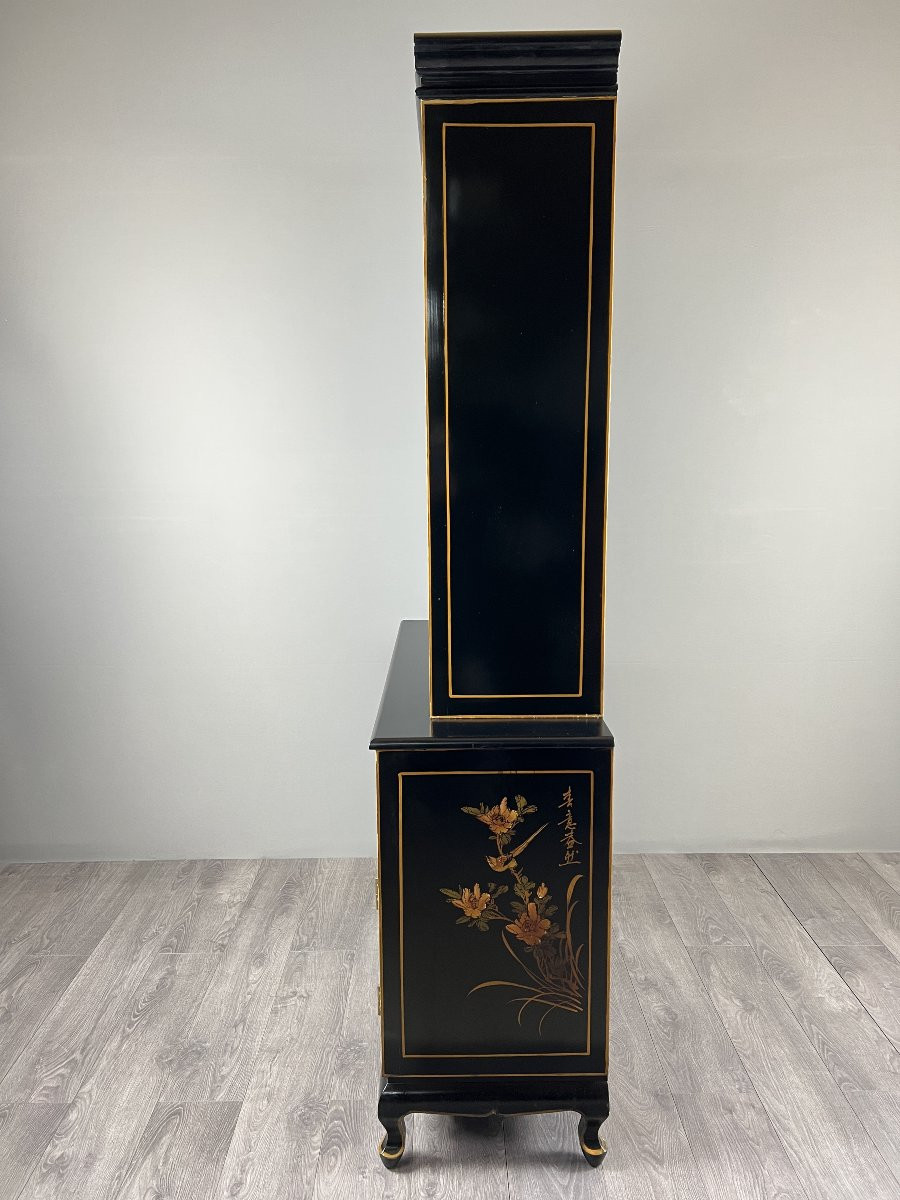 Black Lacquered Chinese Display Case With Gold Decoration, Early 20th Century-photo-4