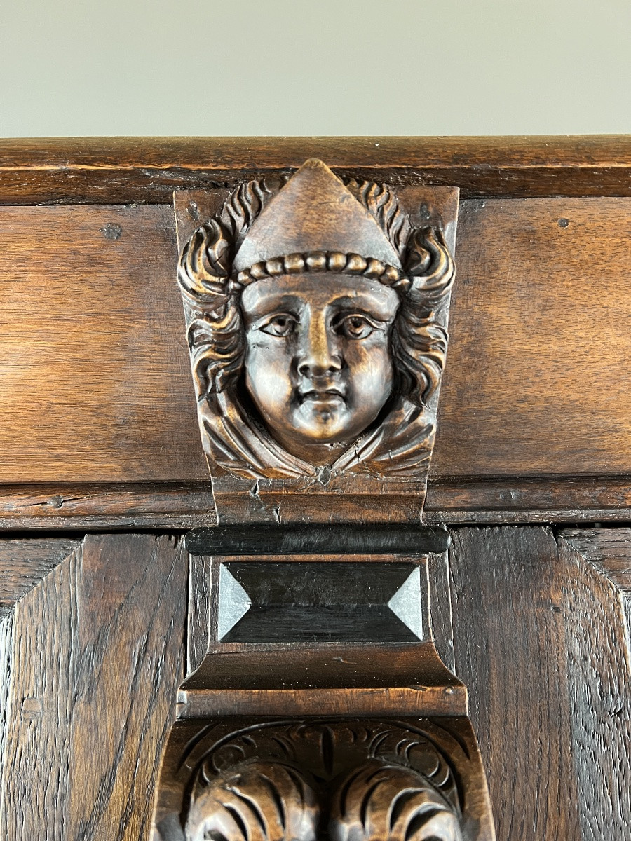 Buffet ancien en bois sculpté style Renaissance, fin XVIIIe / début XIXe siècle-photo-4