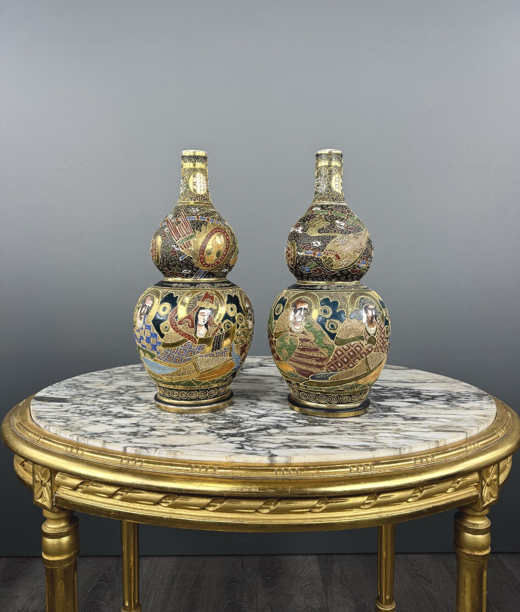 Pair Of Satsuma Japanese Vases, Meiji Period, 19th Century