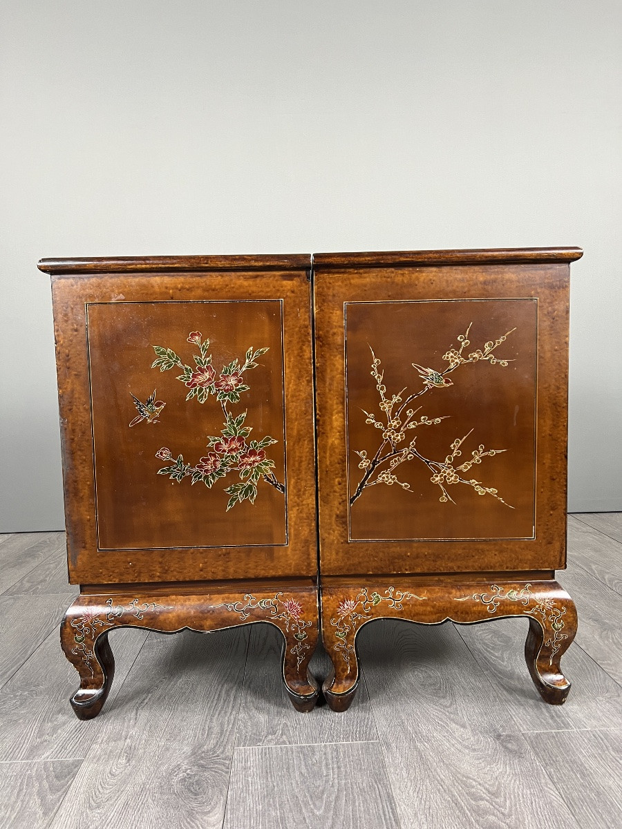 Paire De Chevets Chinois Laqués À Décor De Paysages, XXe Siècle-photo-1