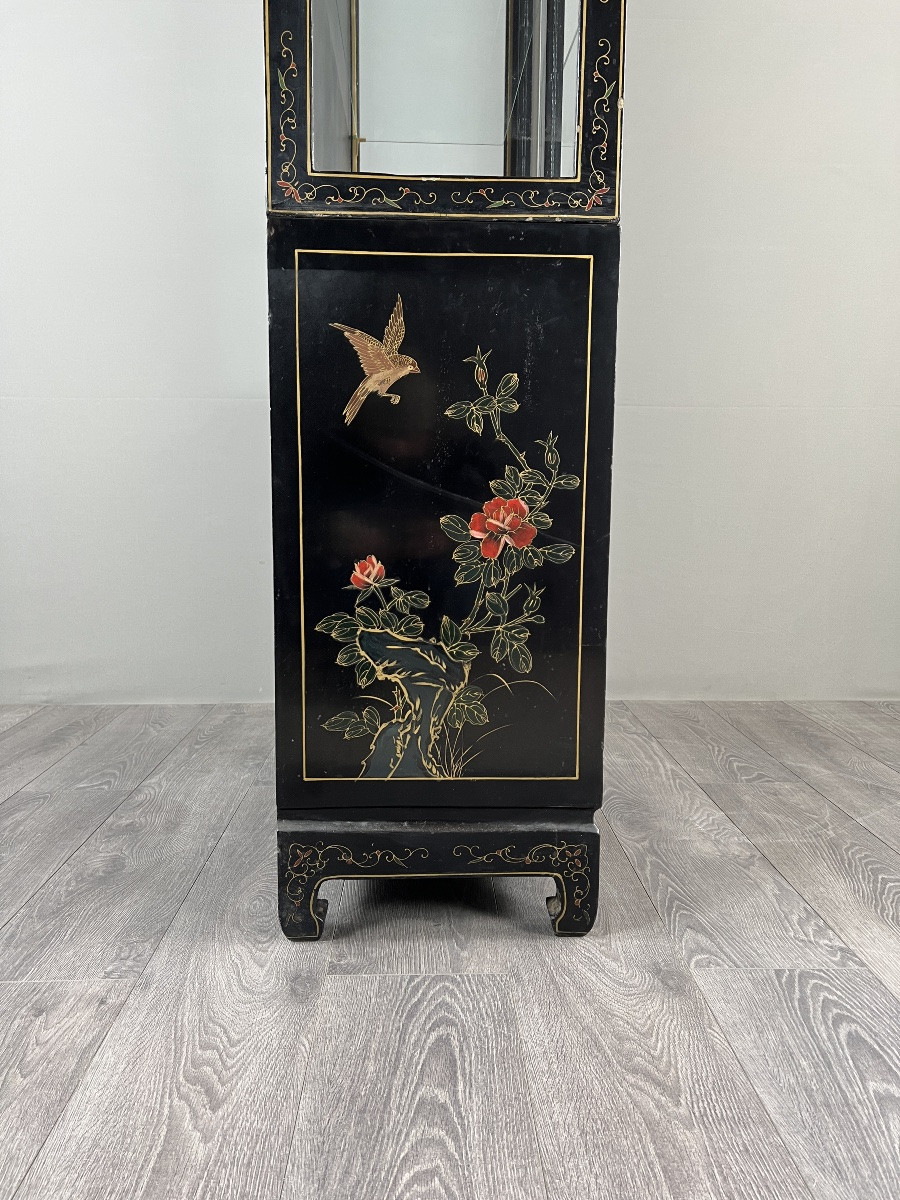 Vitrine chinoise laquée noire à décor de personnages, XXe siècle-photo-4