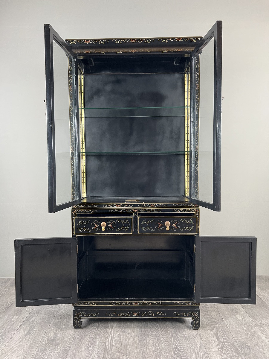 Vitrine chinoise laquée noire à décor de personnages, XXe siècle-photo-8
