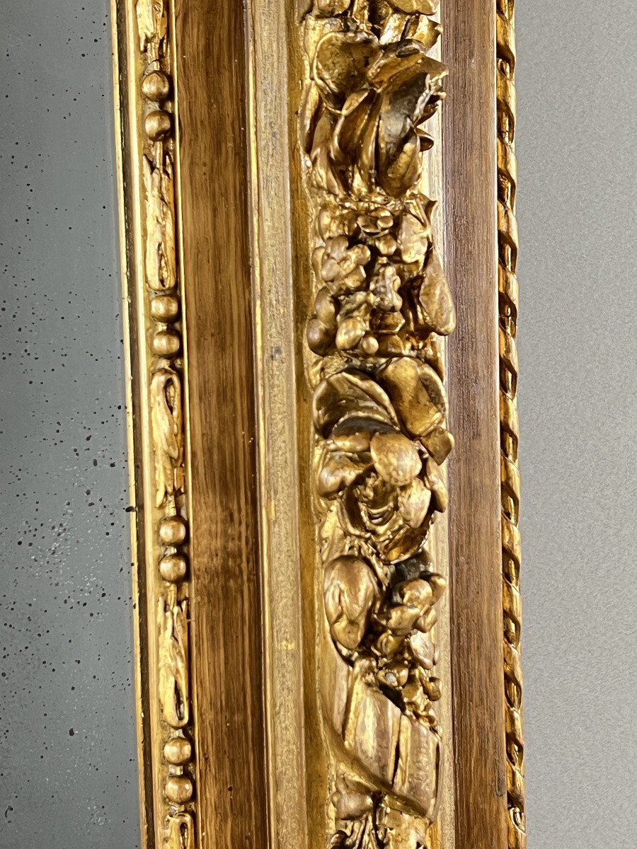 Grand miroir en bois doré de style Louis XVI à fronton sculpté, XIXe Siècle-photo-7