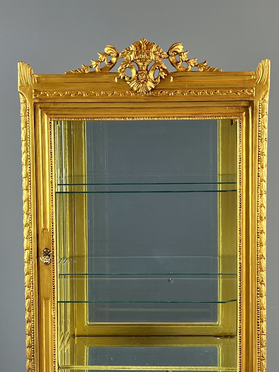 Vitrine en bois sculpté et doré, style Louis XVI, XXe Siècle-photo-4