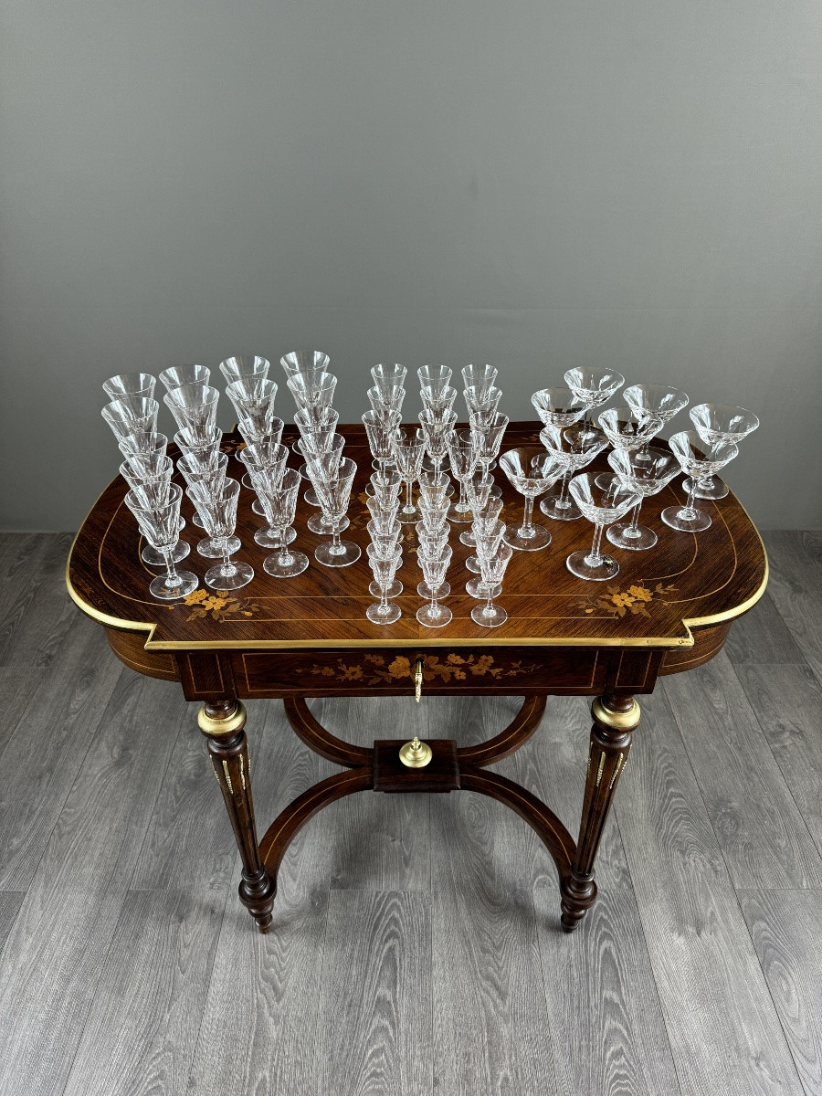 Service de 54  verres en cristal Saint Louis, modèle Cerdagne, XXe siècle-photo-1
