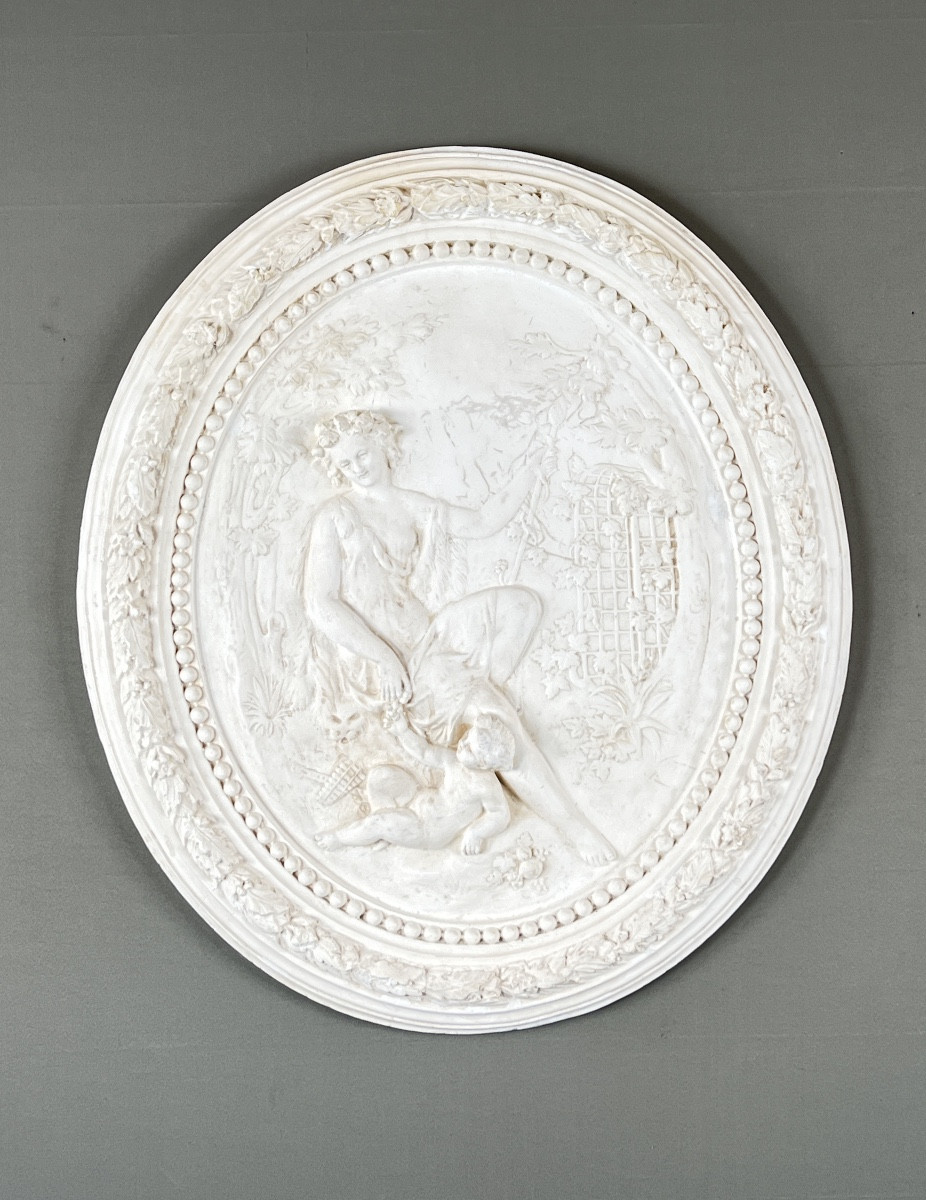 Médaillon panneau mural en relief, scène allégorique, XXe siècle