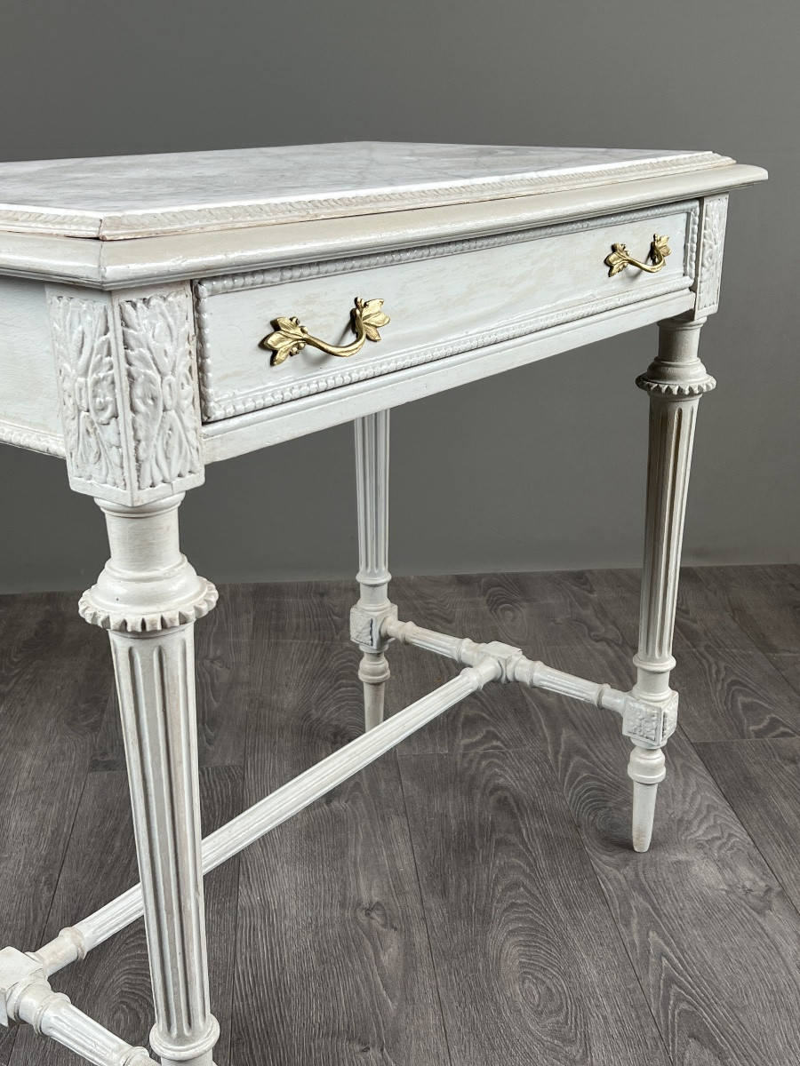 Table de style Louis XVI en bois peint et plateau en marbre, XXe Siècle-photo-2