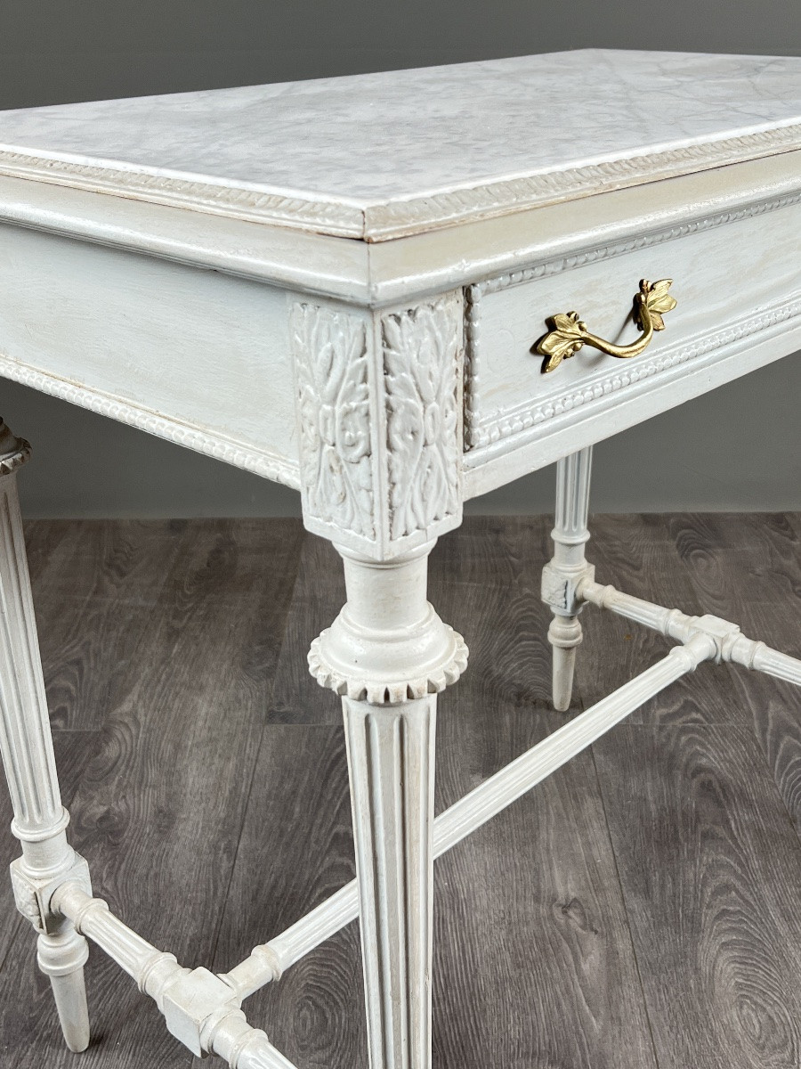 Table de style Louis XVI en bois peint et plateau en marbre, XXe Siècle-photo-1