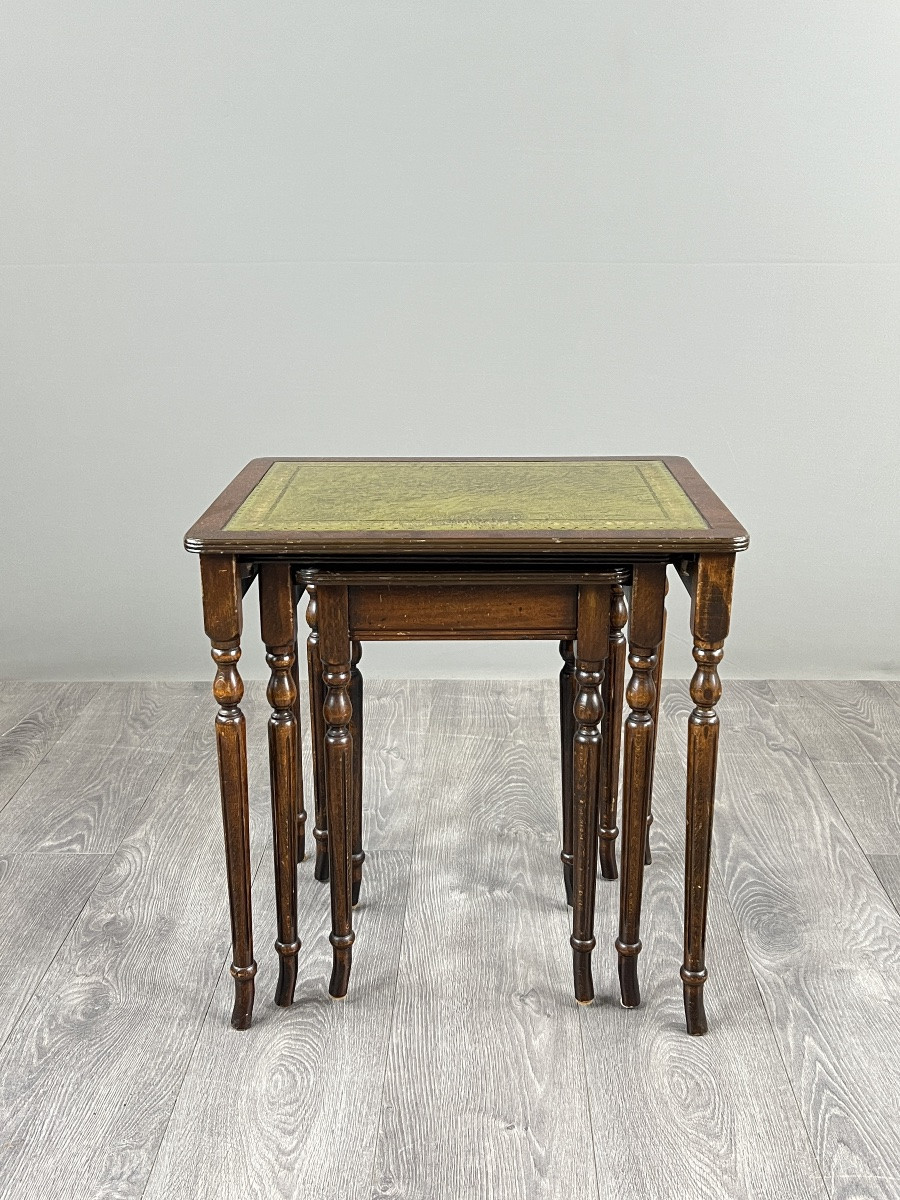 Suite Of 3 Nesting Tables In Wood And Green Leather, 20th Century-photo-3