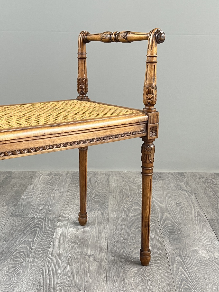 Banquette / tabouret en bois sculpté et cannage, XXe siècle-photo-4