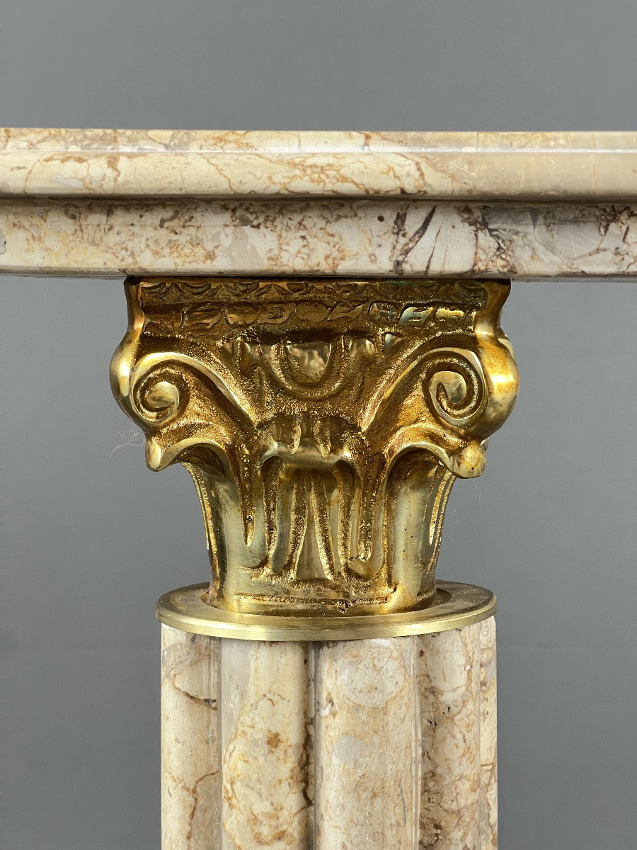 Paire de colonnes sellettes en marbre et laiton,  XXe siècle-photo-2