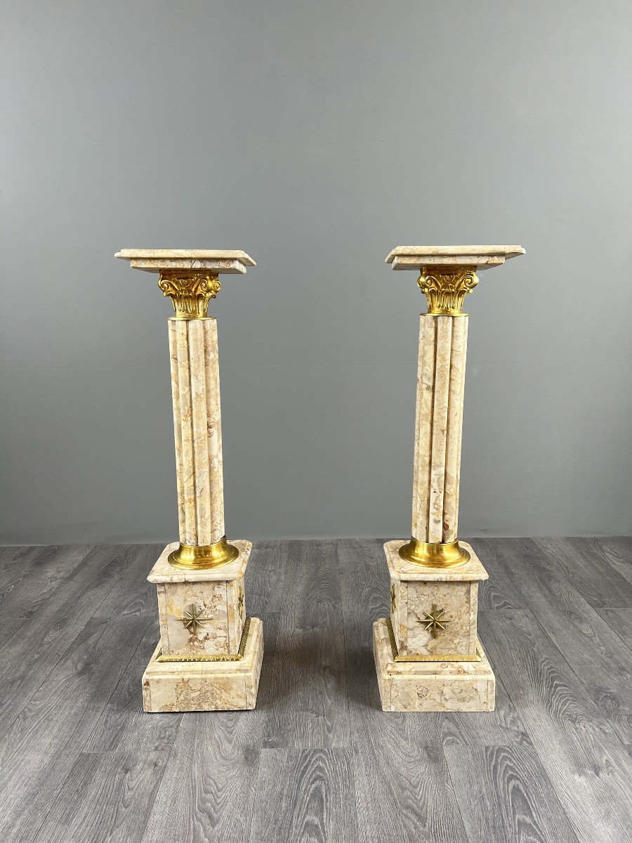 Paire de colonnes sellettes en marbre et laiton,  XXe siècle-photo-4