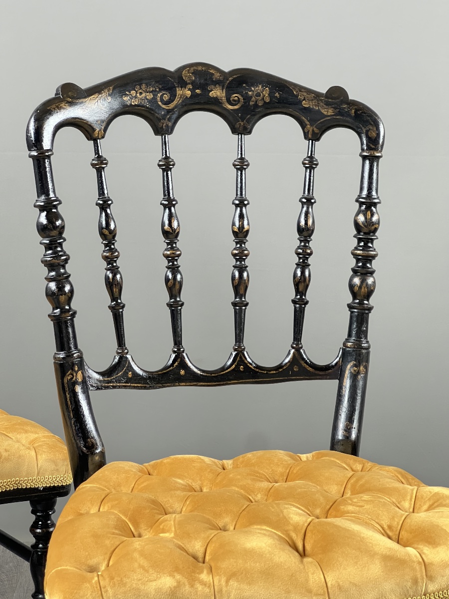 Suite de quatre chaises Napoléon III en bois noirci, XIXe Siècle-photo-3