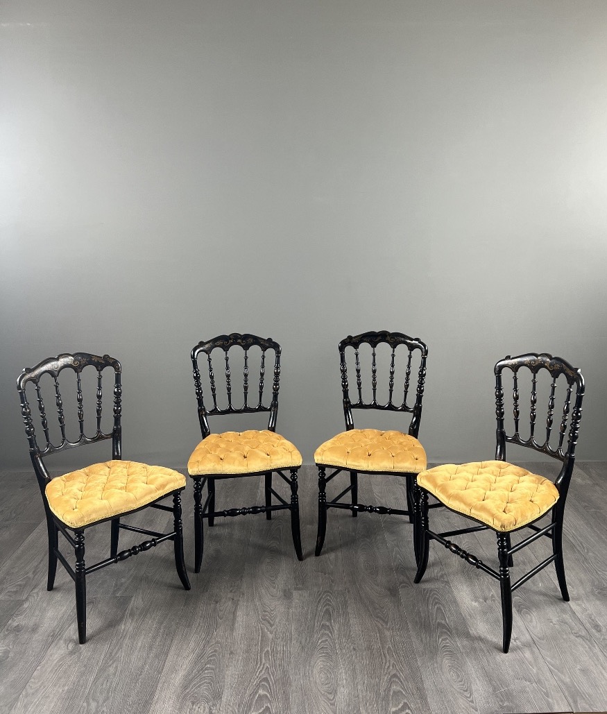 Suite de quatre chaises Napoléon III en bois noirci, XIXe Siècle-photo-7