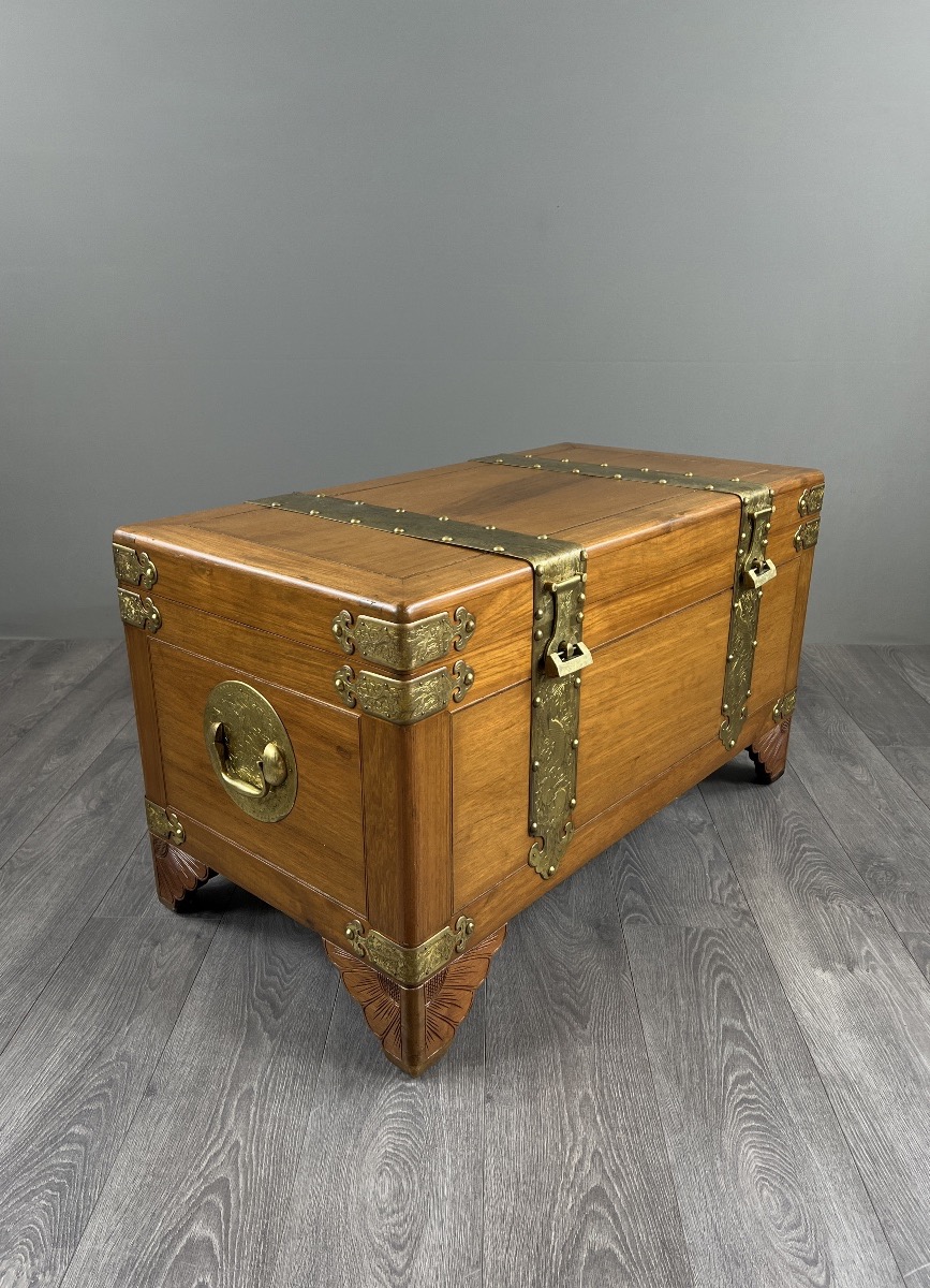 Paire de coffres asiatiques en bois et laiton gravé, XXe siècle-photo-2