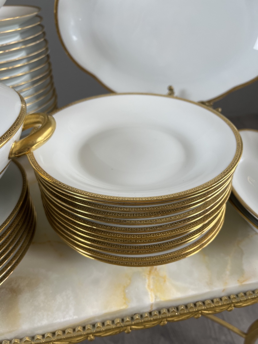 Service de table 45 pièces en porcelaine de Limoges, XXe Siècle-photo-3