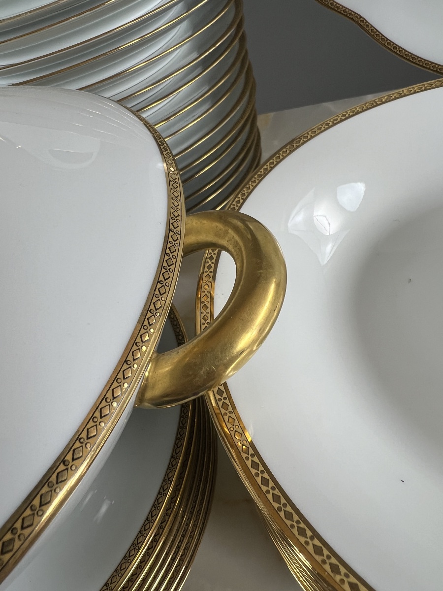 Service de table 45 pièces en porcelaine de Limoges, XXe Siècle-photo-1