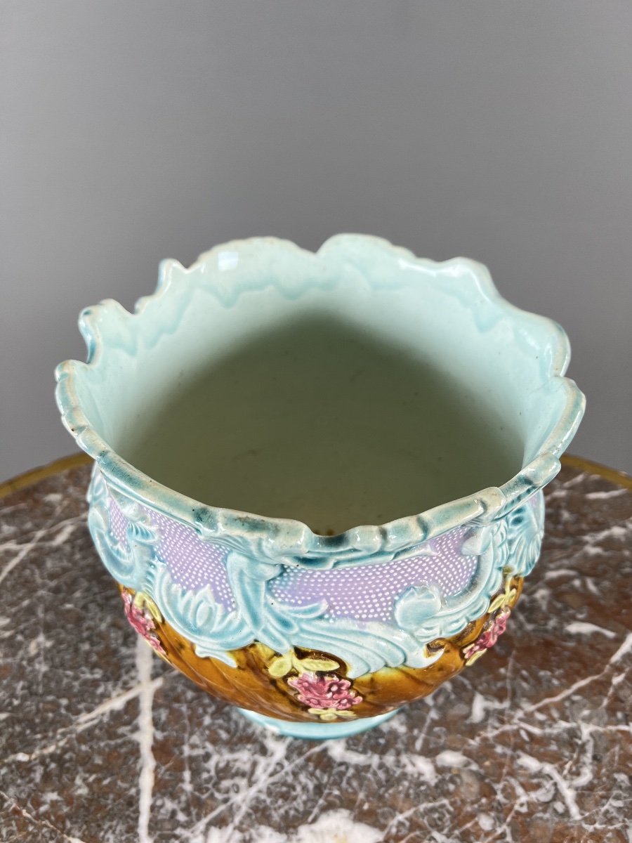 Cache-pot en céramique barbotine, décor floral en relief, fin XIXe siècle-photo-3