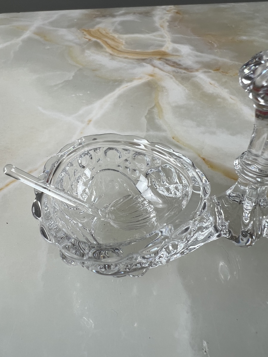 Salière double en cristal de Baccarat, modèle à décor taillé, XXe Siècle-photo-2