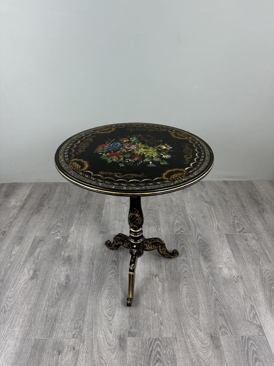 Napoleon III-style Side Table Made Of Painted Wood With Mother-of-pearl Inlay, 19th Century-photo-2