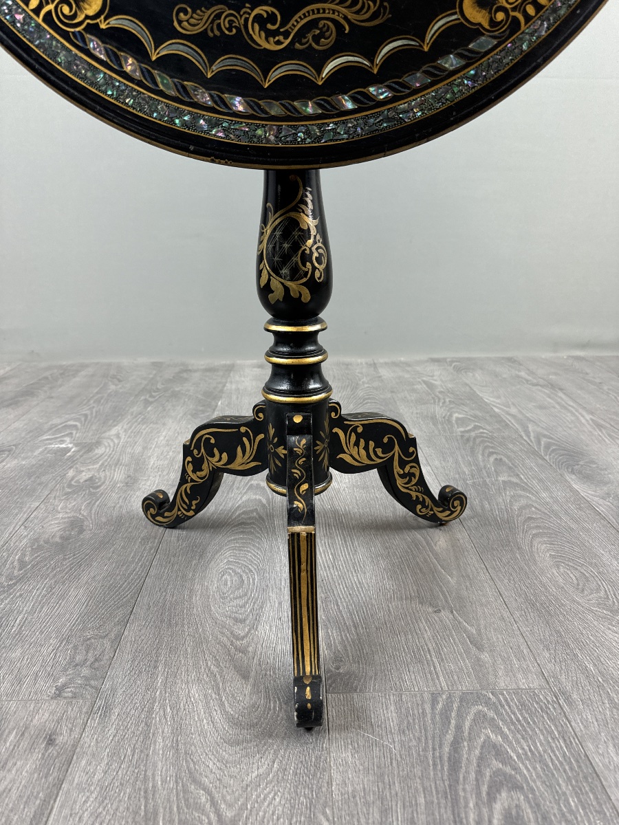 Napoleon III-style Side Table Made Of Painted Wood With Mother-of-pearl Inlay, 19th Century-photo-3