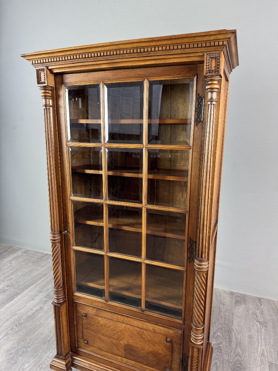 Vitrine bibliothèque en noyer, style Renaissance, XIX Siècle-photo-3