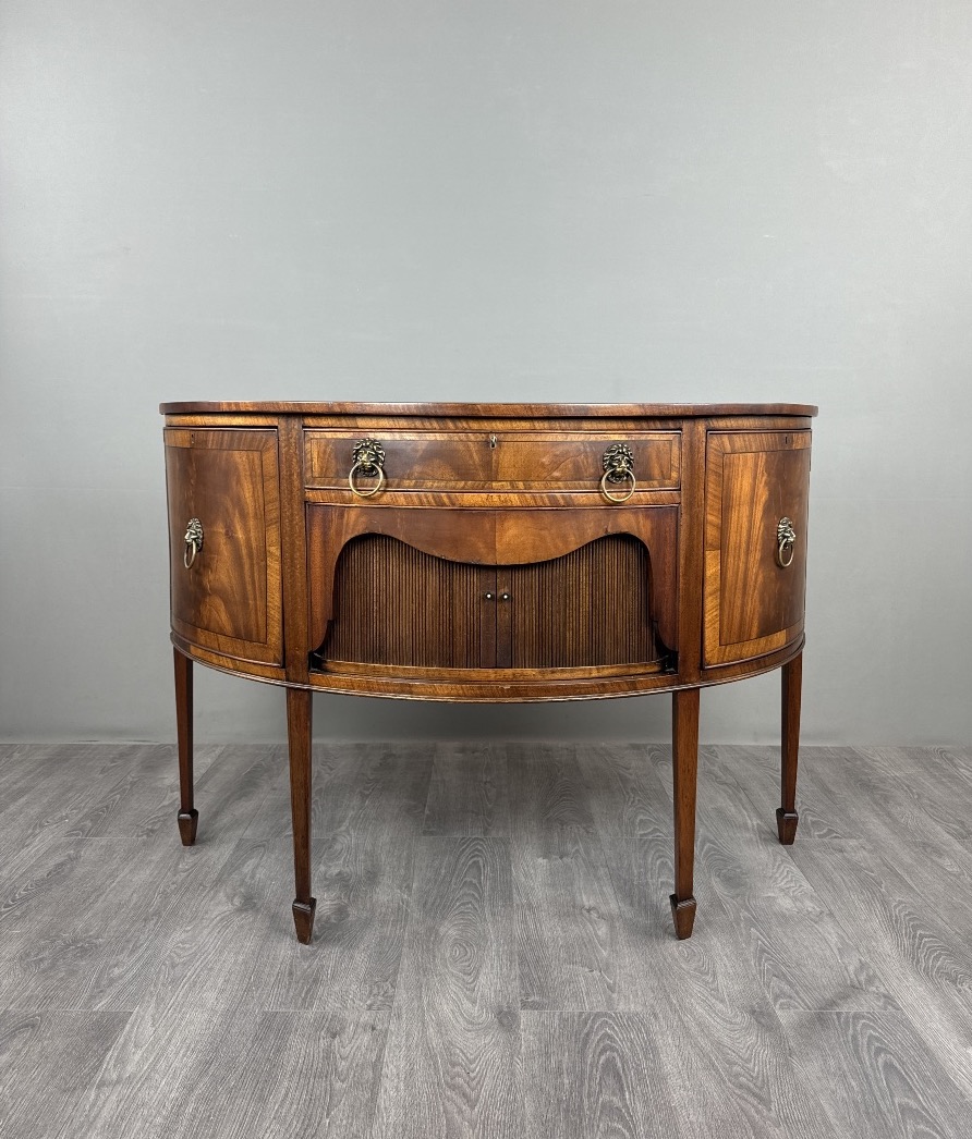 Buffet demi-lune, style Louis XVI, XIXe siècle