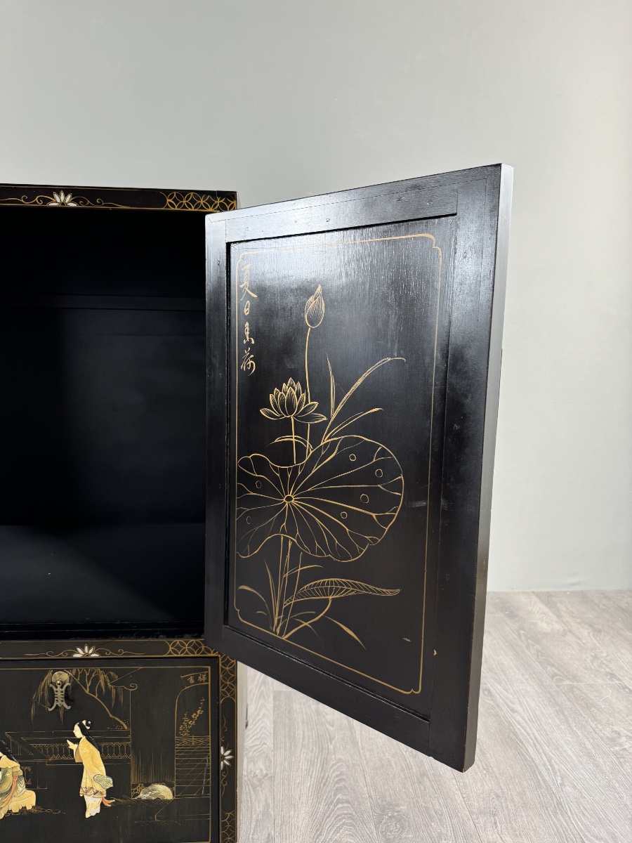 Chinese Cabinet In Black Lacquer With Hand-painted Decoration, 20th Century-photo-6